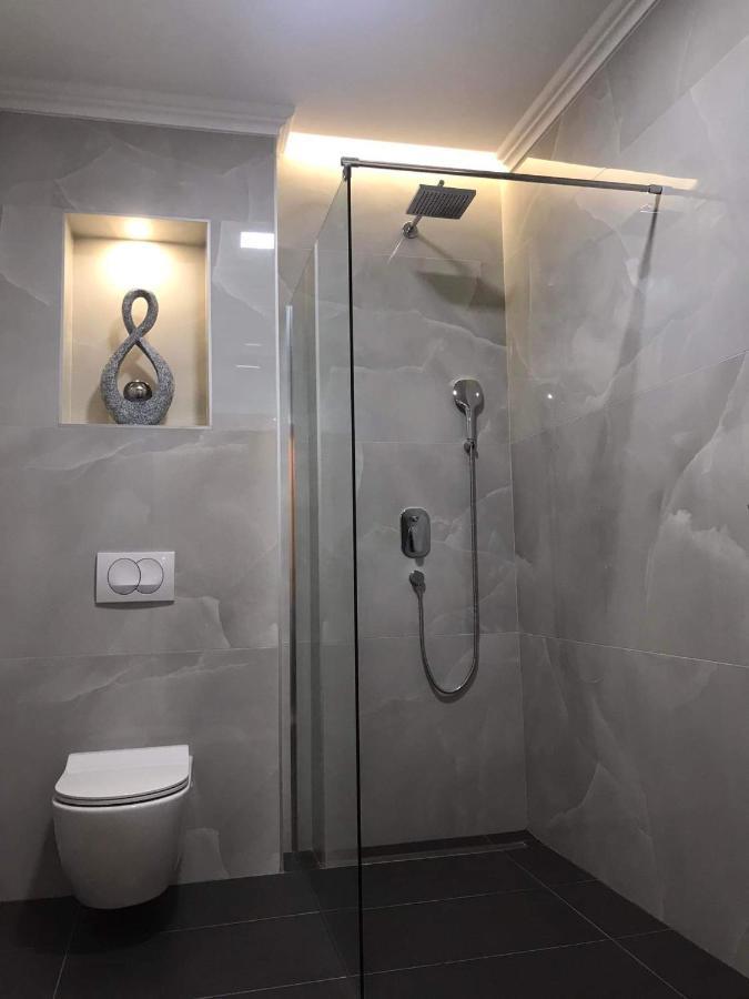 מוסטר Apartment Romansa מראה חיצוני תמונה