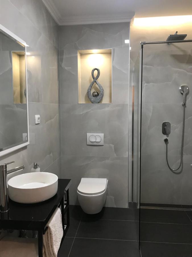 מוסטר Apartment Romansa מראה חיצוני תמונה